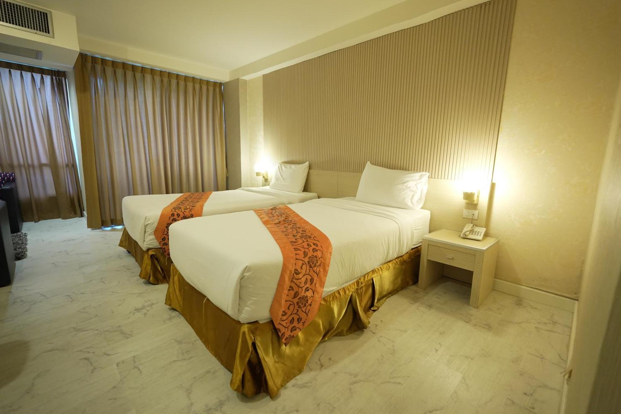 Three Seasons Bangkok Otel Dış mekan fotoğraf