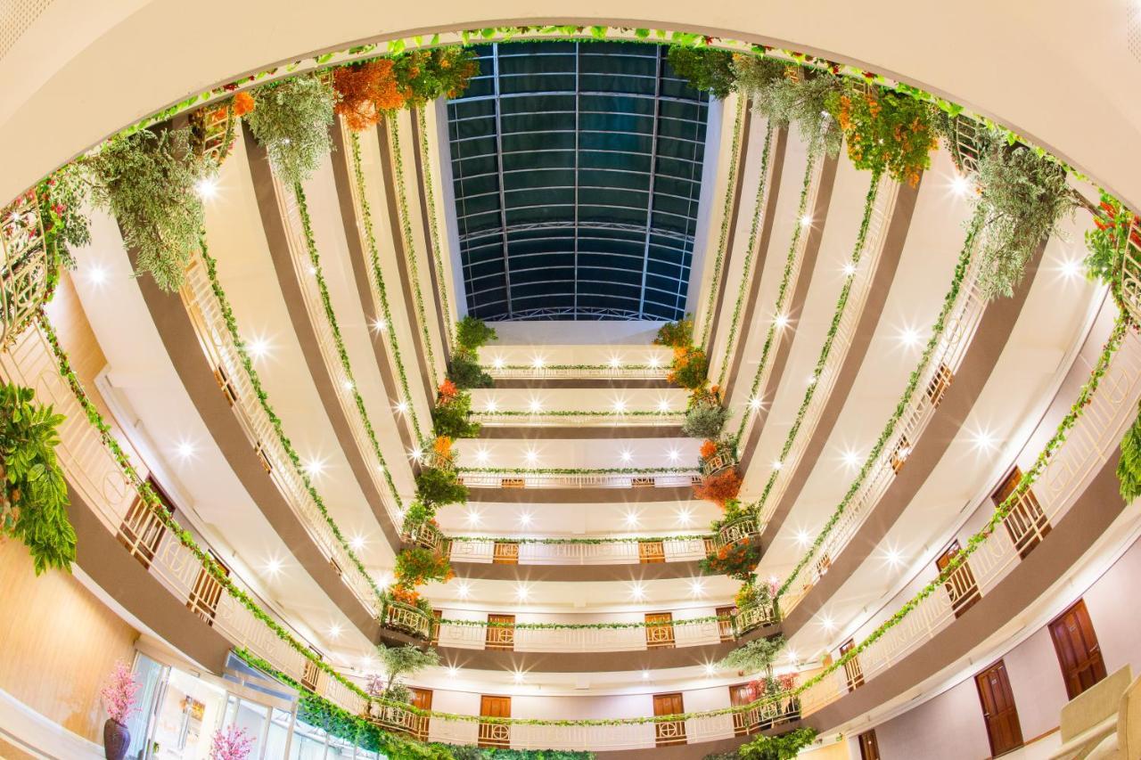 Three Seasons Bangkok Otel Dış mekan fotoğraf