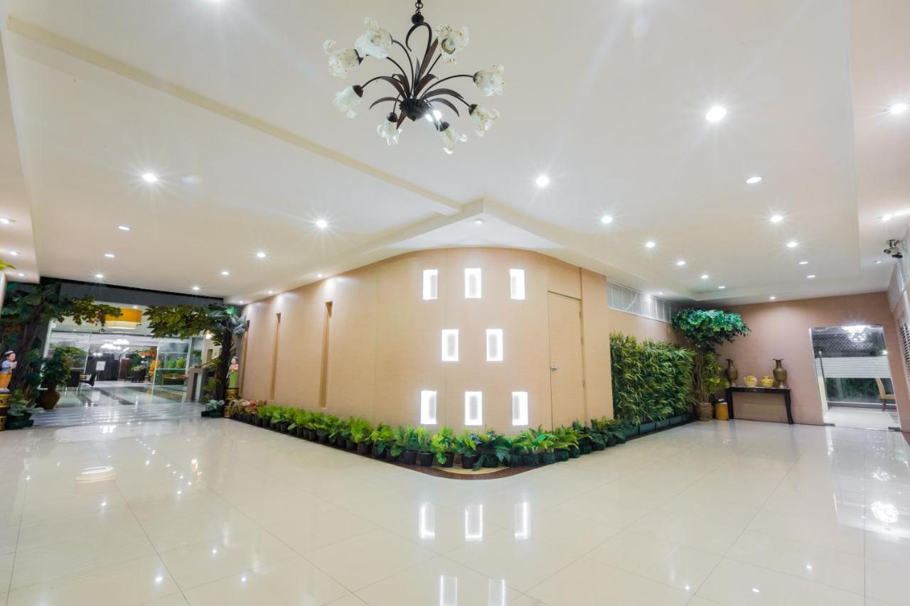 Three Seasons Bangkok Otel Dış mekan fotoğraf