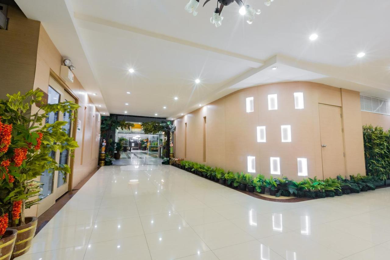 Three Seasons Bangkok Otel Dış mekan fotoğraf